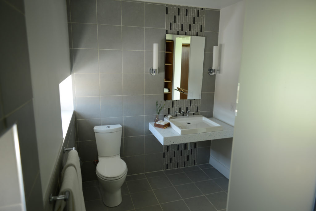 small_bathroom_decor_1