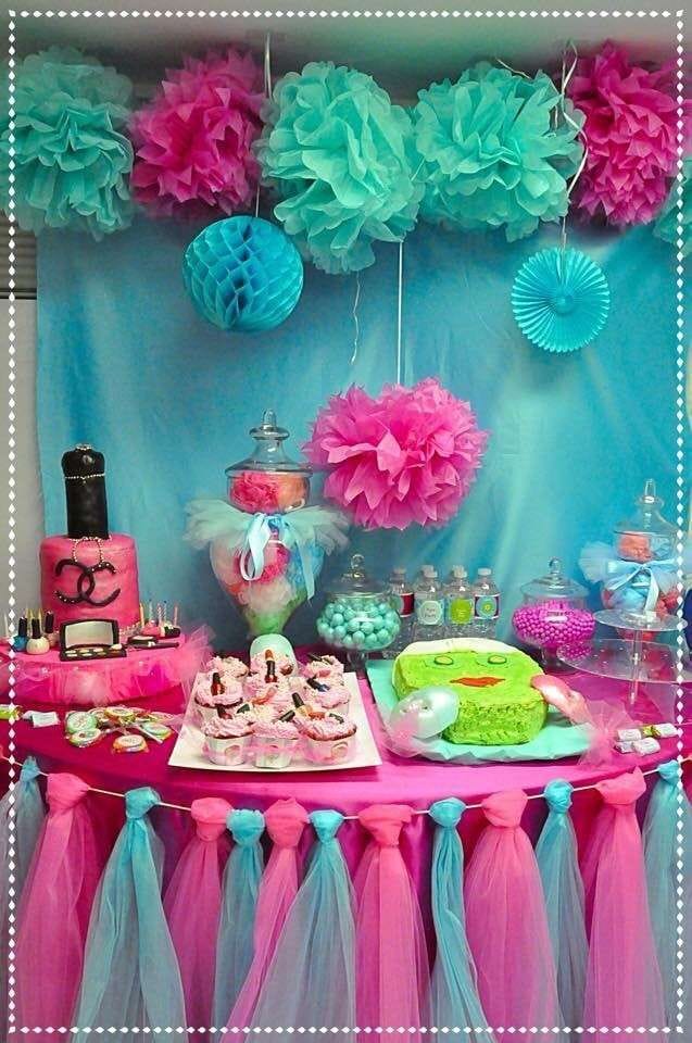 Little girl birthday party decor becoration